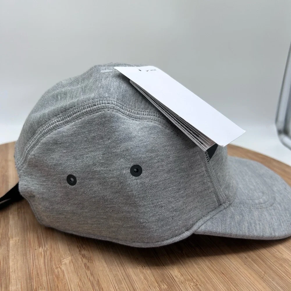 Nike Fly‎ Unstructured Tech Fleece Bill Cap Hat Grey Heather Size S/M HJ3504 063